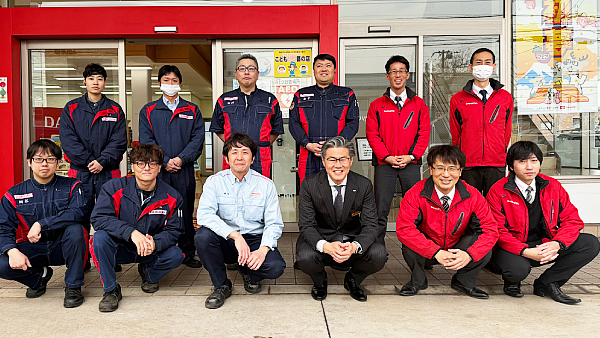 末広店スタッフ一覧